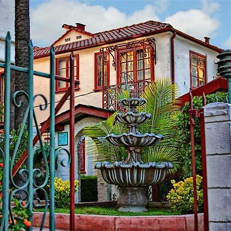 Santa Cruz Inn Riverside Exterior photo